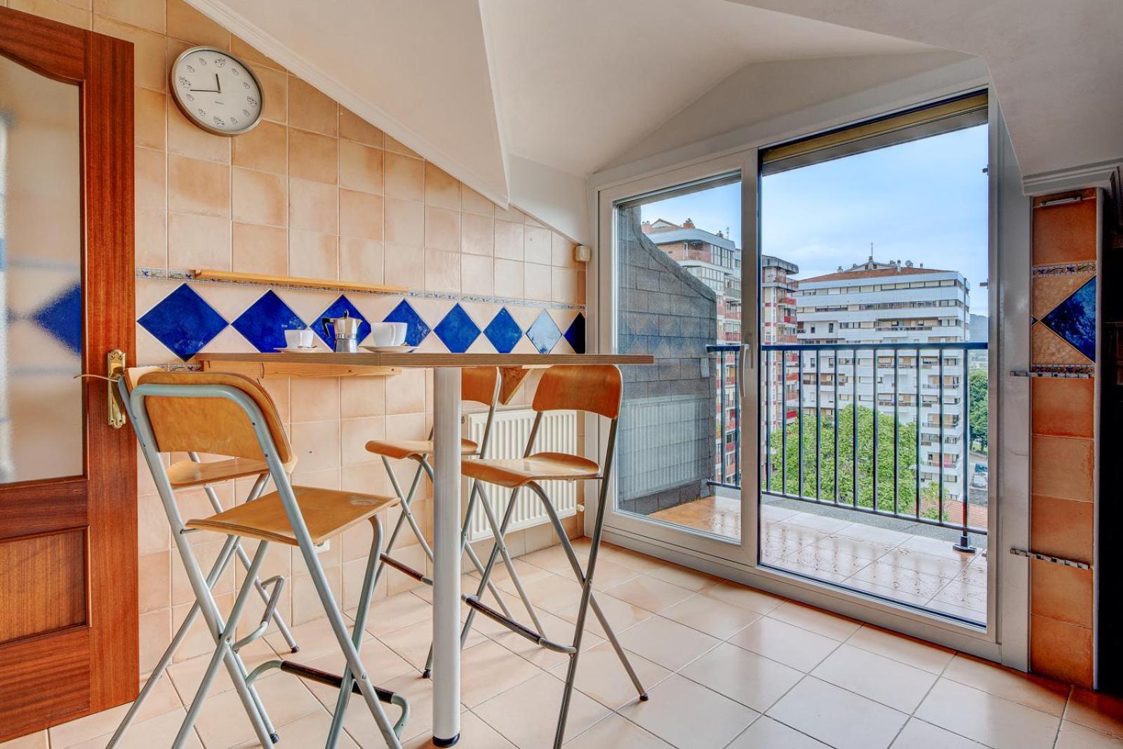 Luminoso Atico Con Terraza, Irun, Parking, 4Pax Apartment Luaran gambar