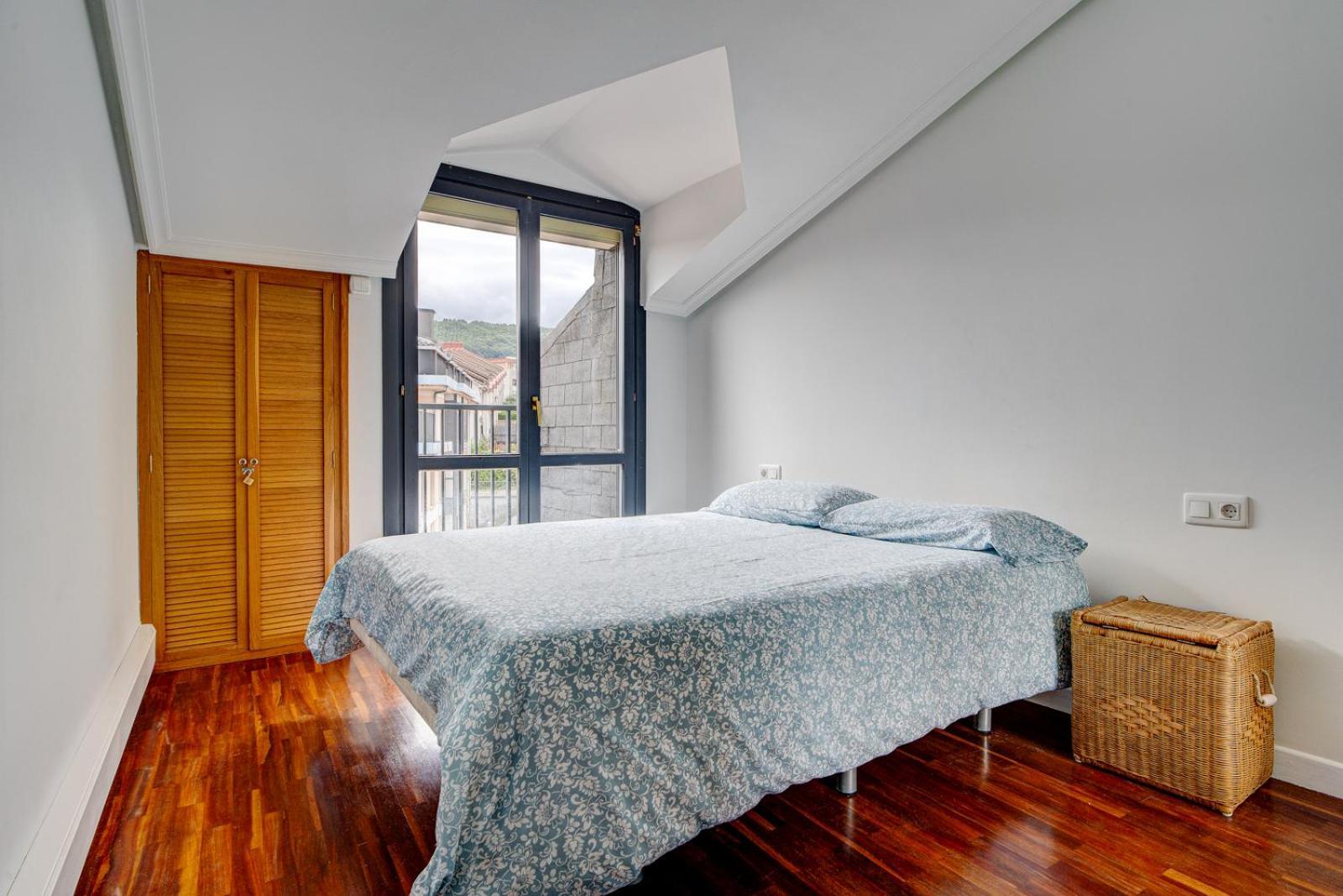 Luminoso Atico Con Terraza, Irun, Parking, 4Pax Apartment Luaran gambar